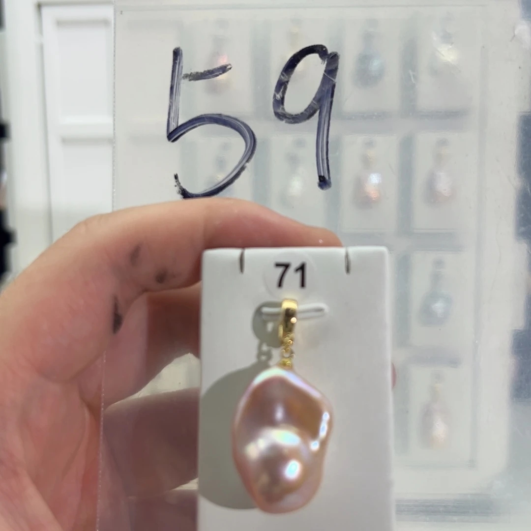 淡水珍珠合金颈饰