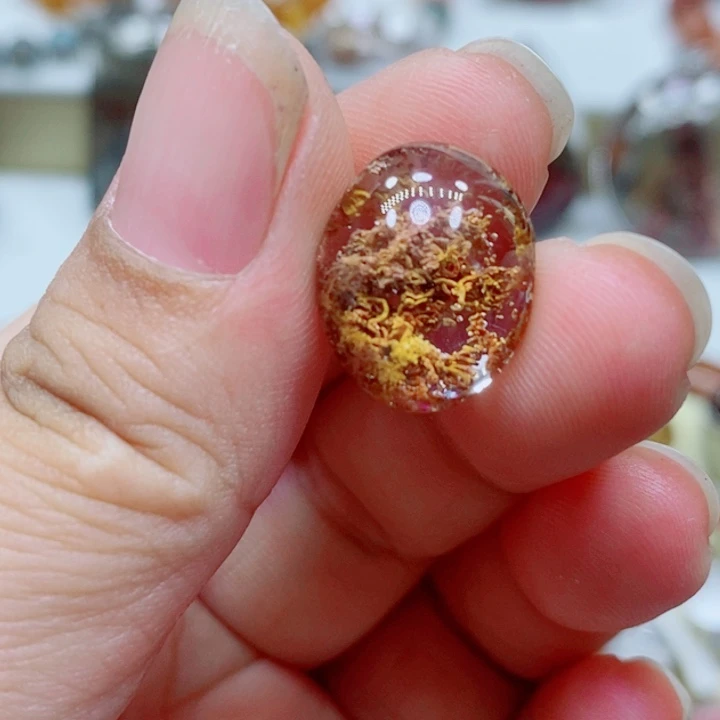 未镶嵌颈饰水晶水晶