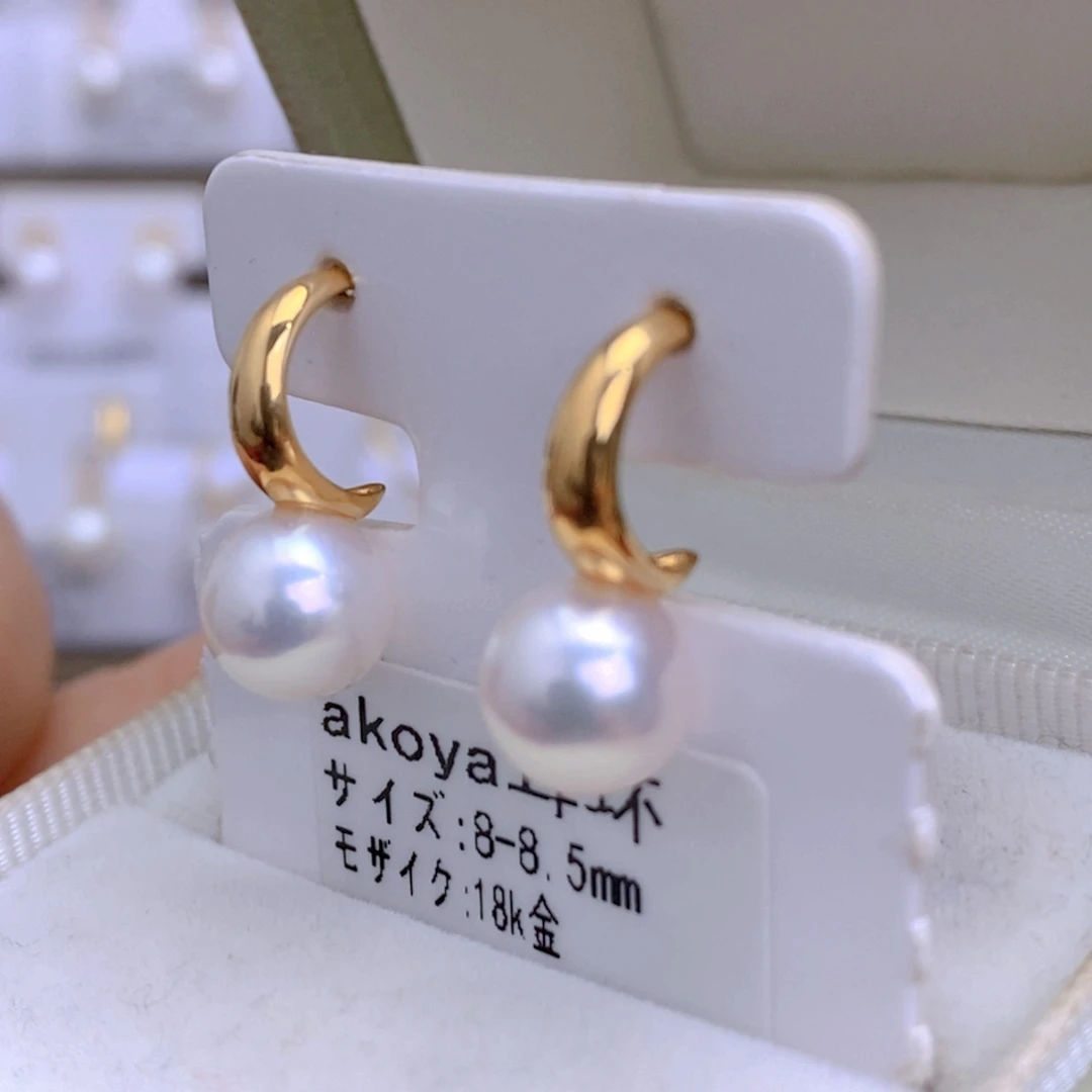 海水珍珠耳饰18K金镶嵌