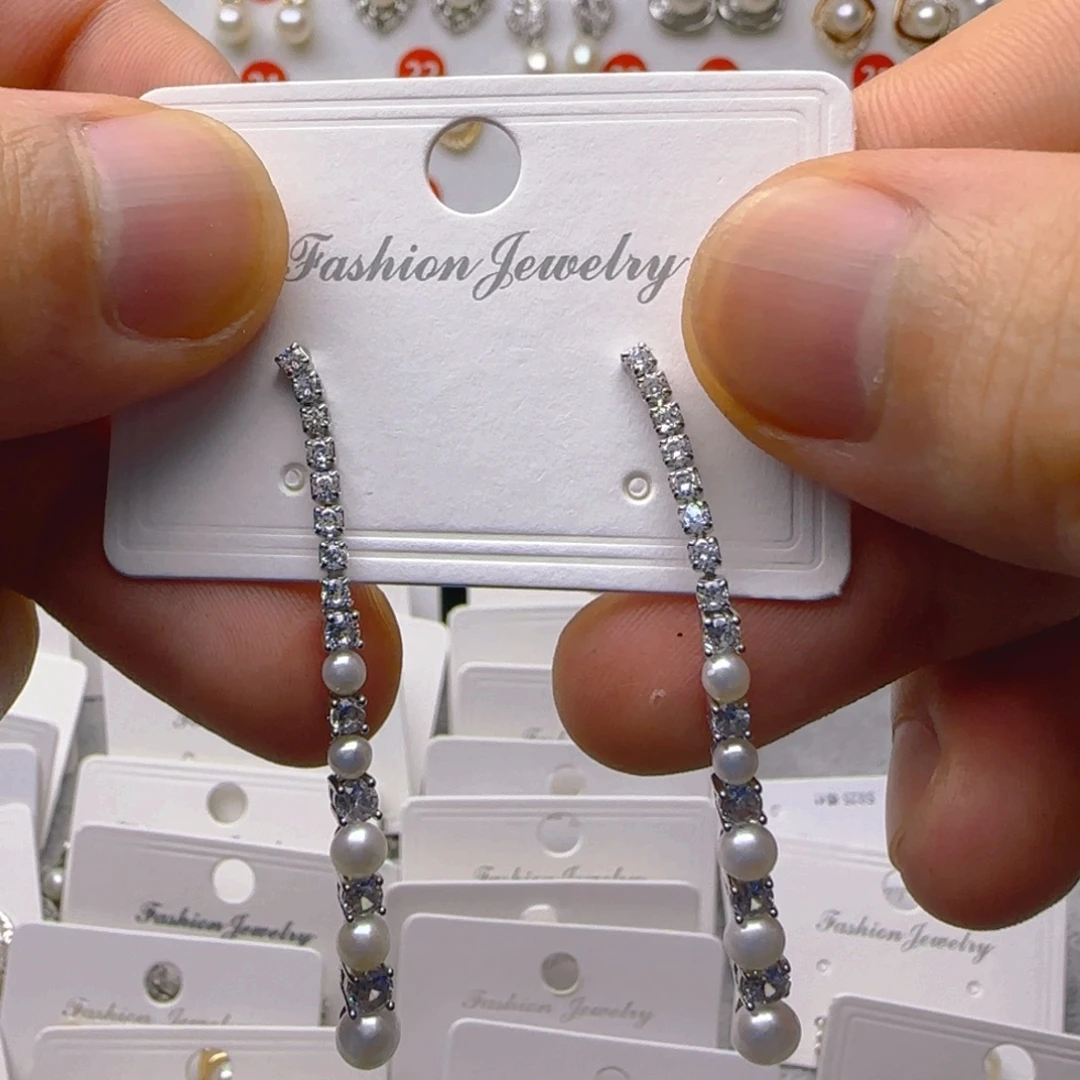 合金耳饰淡水珍珠