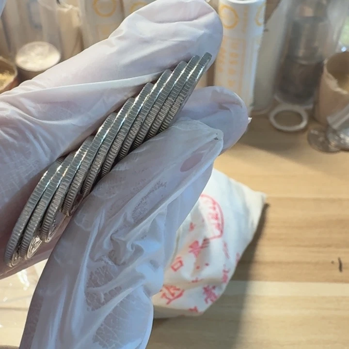 其他普通金属10枚，小5元币