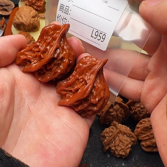 拆***穿文玩核桃把件富贵吉祥鸟