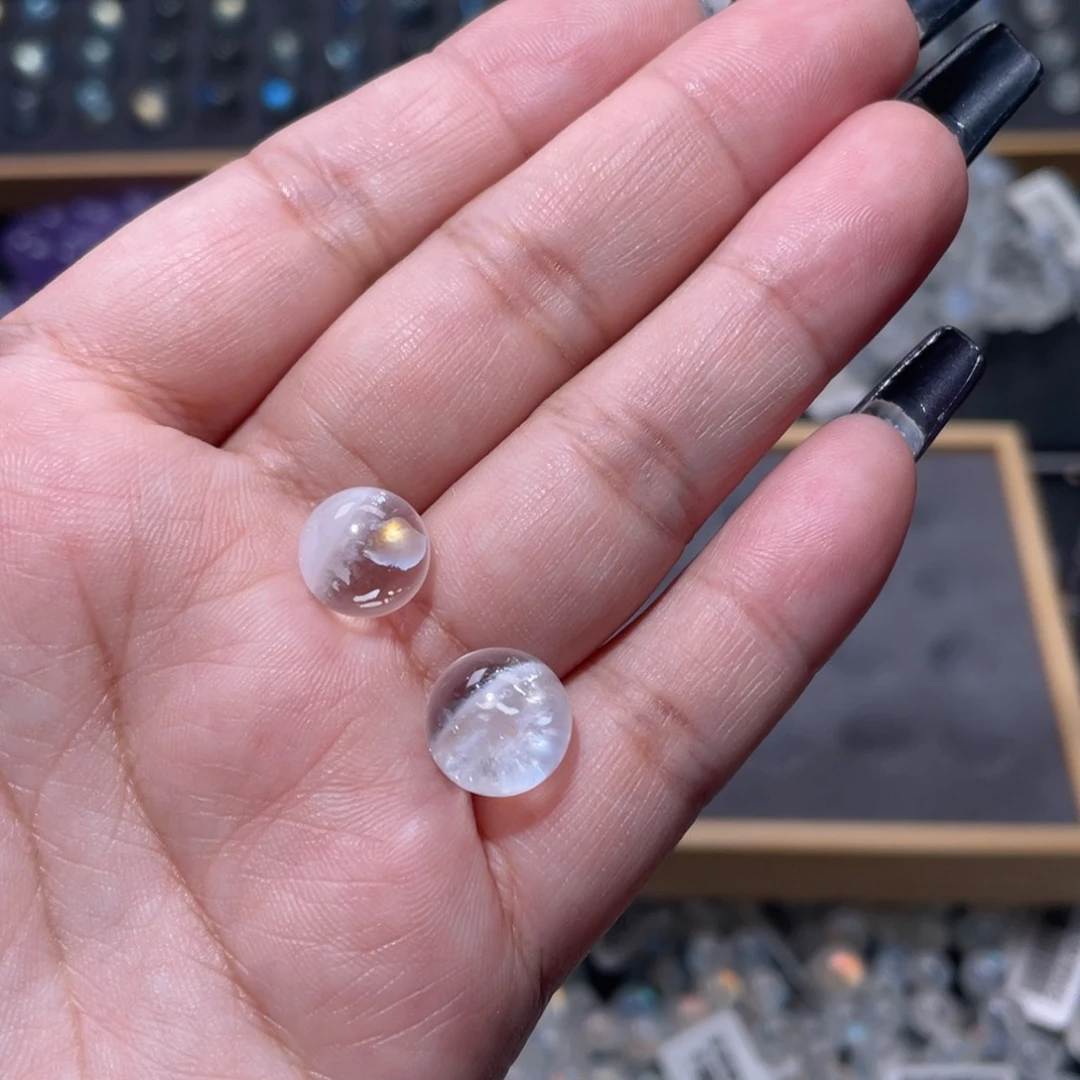皮***子未镶嵌颈饰水晶彩虹白幽灵单珠2颗