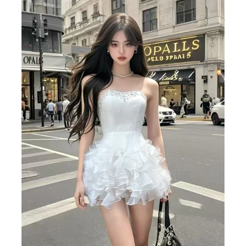 高级感时尚收腰一字肩蓬蓬裙显瘦气质名媛性感显身材法式连衣裙女