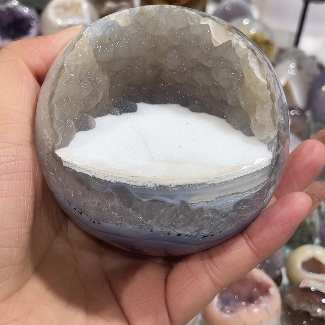 未镶嵌水晶大型摆件（非配饰）