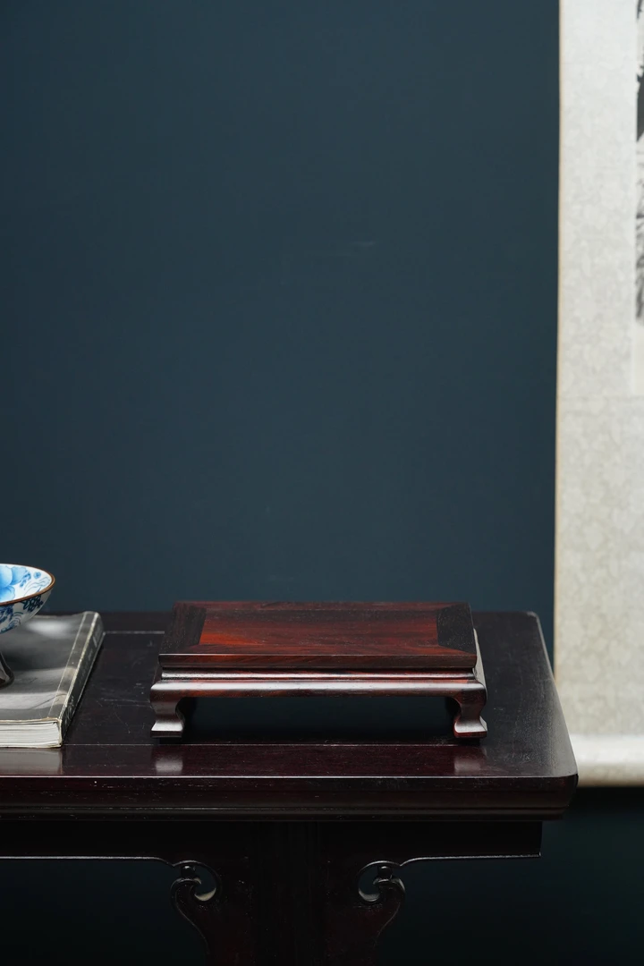 林家院奢侈大红酸枝马蹄足独板底座小花架高端玉石底托轻奢盆景架