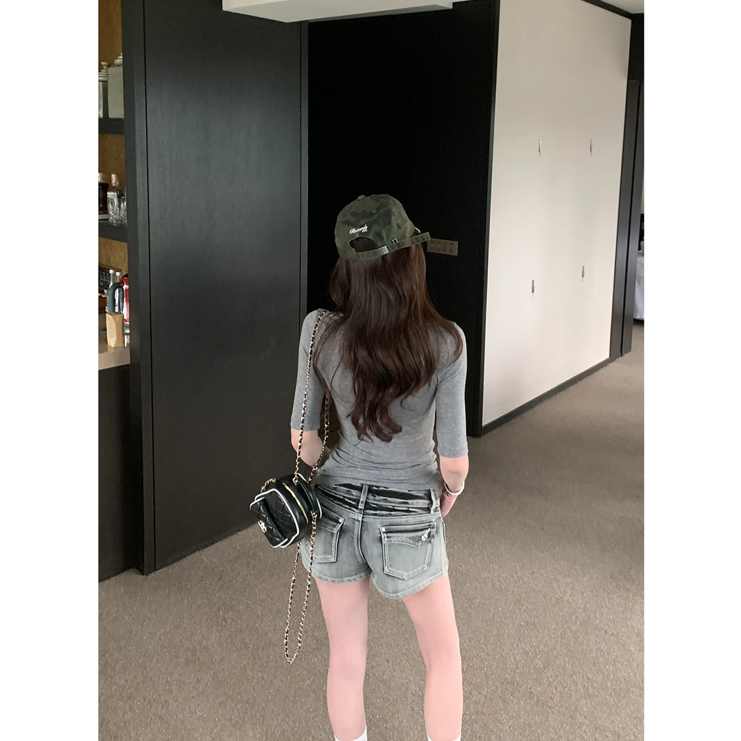 SKK5.28/20点 长腿DNA 黑灰色中腰复古水洗牛仔短裤女夏包臀热裤