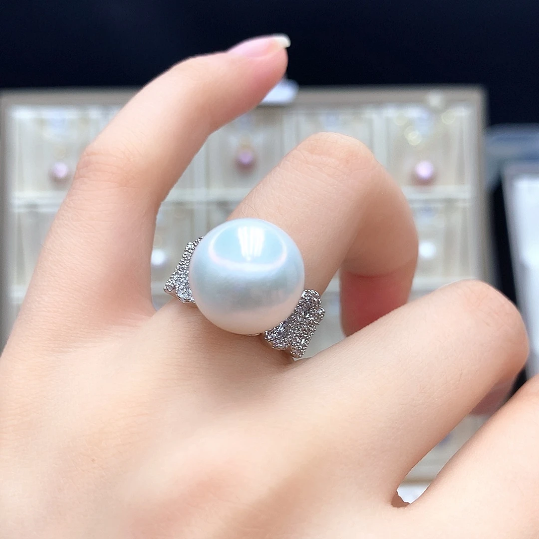 淡水珍珠合金颈饰