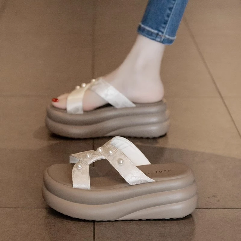 厚底增高凉拖鞋女2025新款夏季外穿气质配裙子松糕高跟海边沙滩鞋