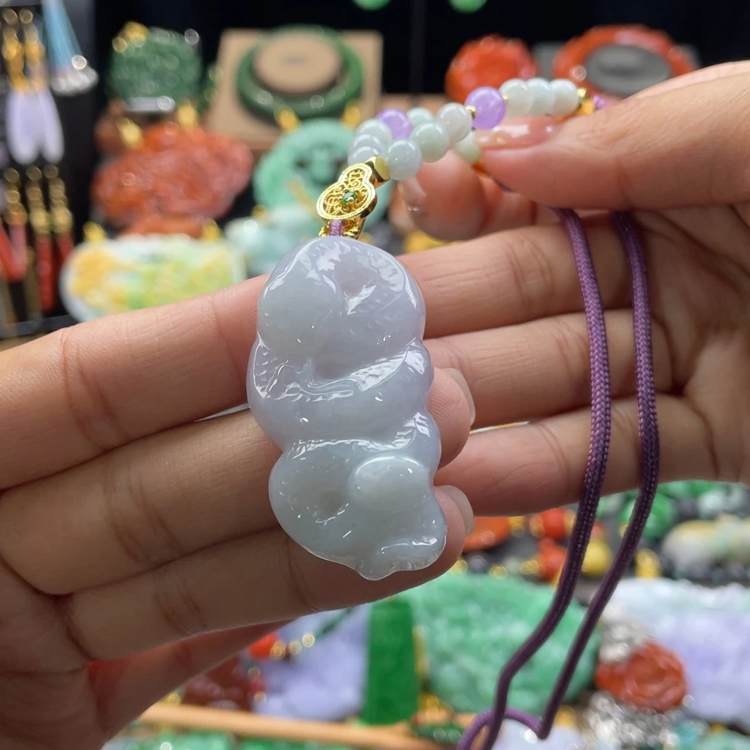 翡翠颈饰未镶嵌代编织