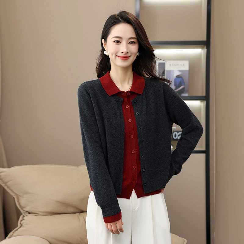 春装翻领拼色设计感减龄针织衫女秋季新款假两件毛衣通勤外套上衣