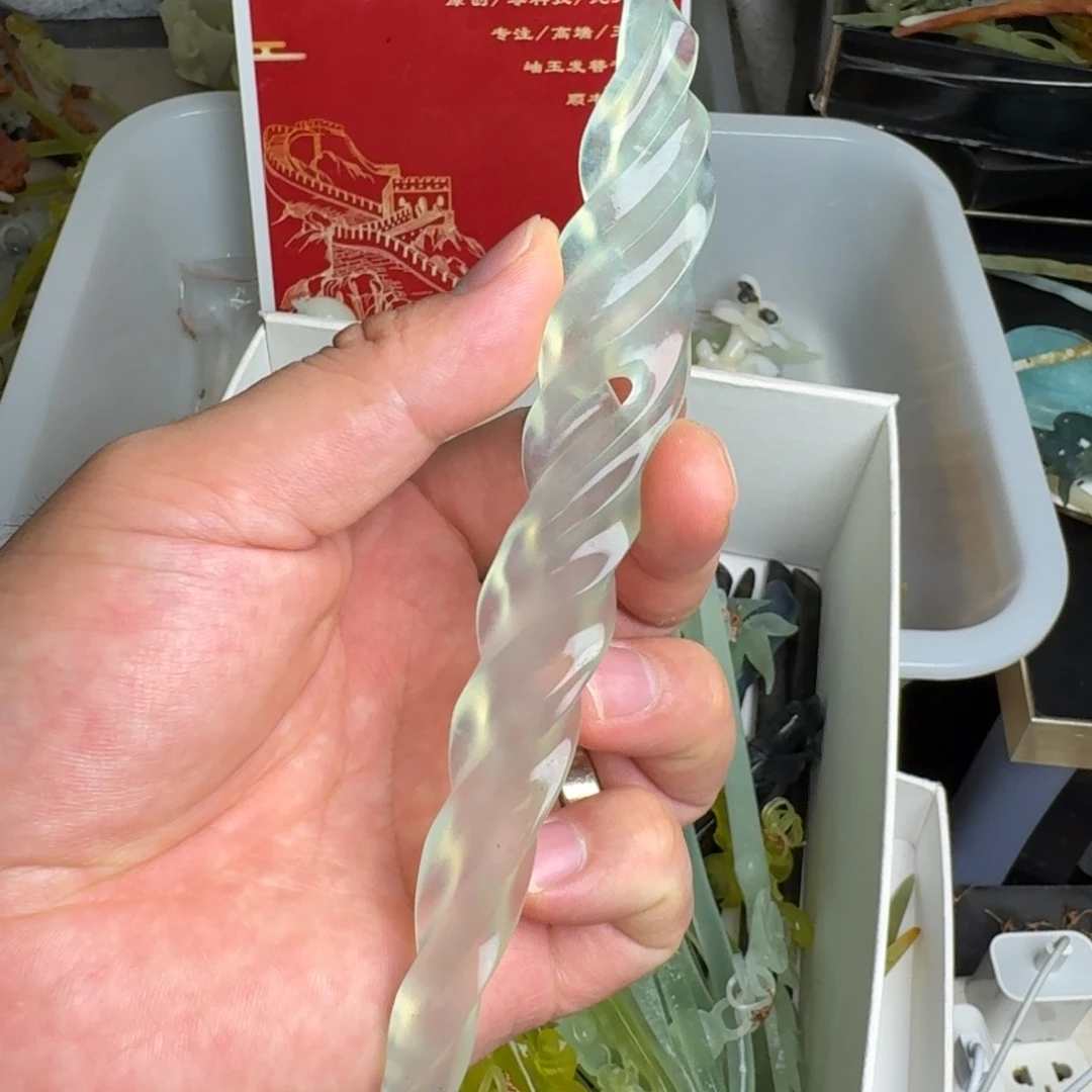 蛇纹石玉未镶嵌发饰