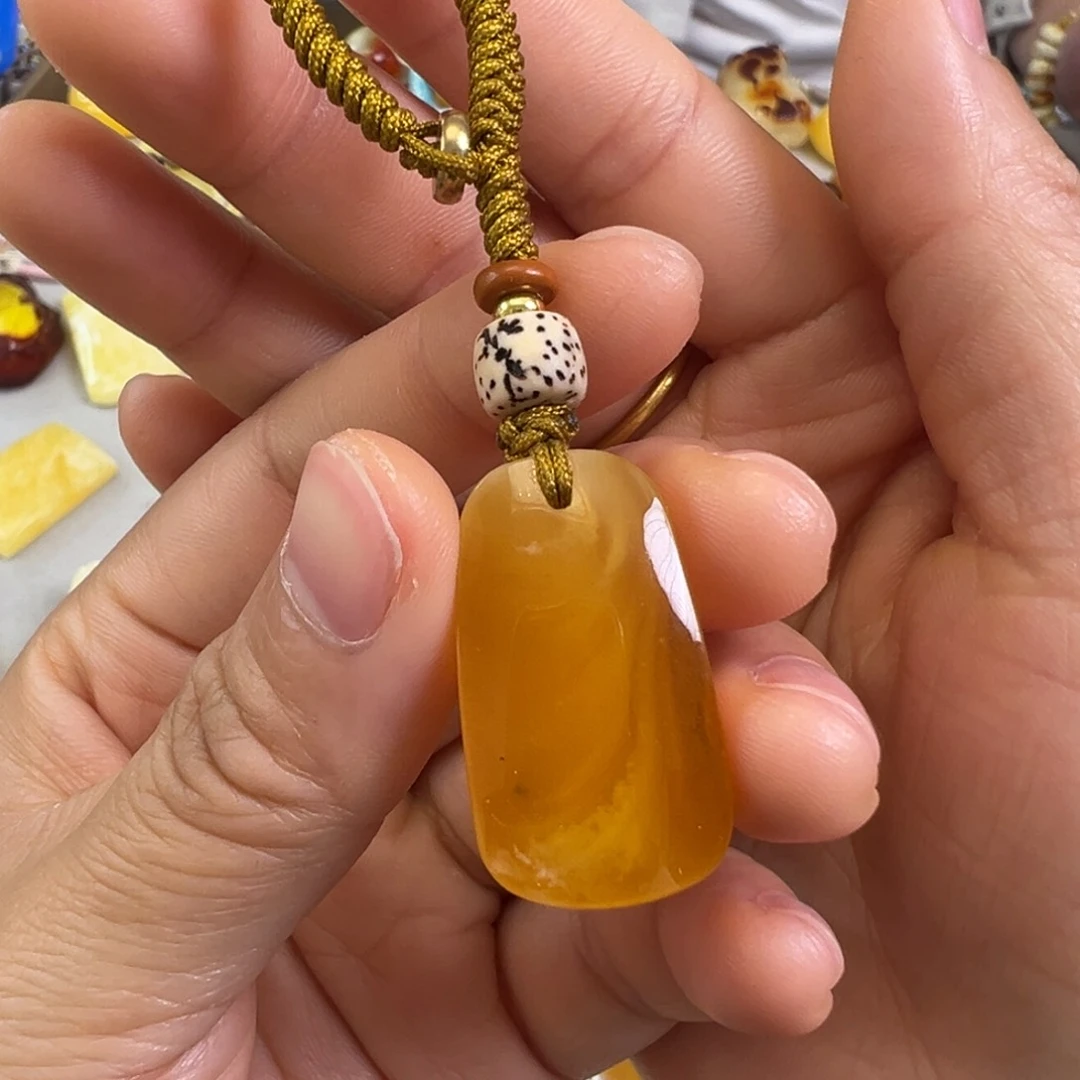 琥珀裸石未镶嵌微瑕