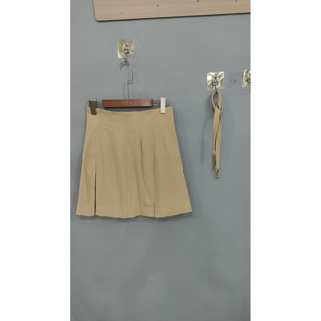 【MonTendre】秋冬新款 L 时尚小众显瘦百褶减龄收腰短裙