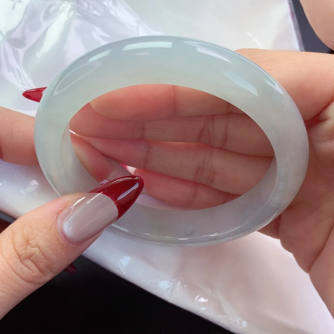 【闪购商品】翡翠手镯未镶嵌a 194501