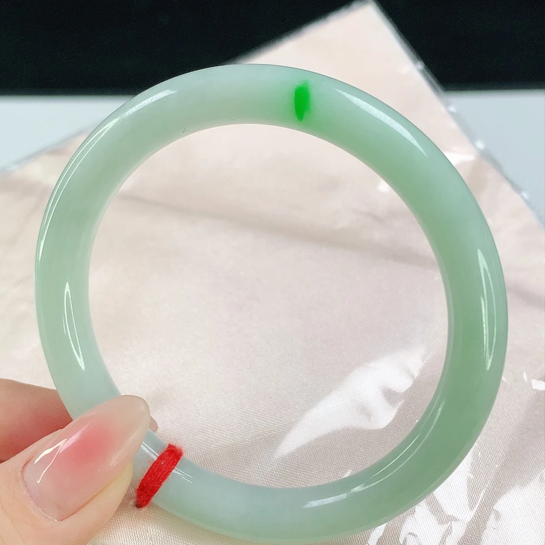 未镶嵌手镯翡翠682