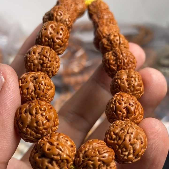 猴头核桃吊坠山**人这里不适合