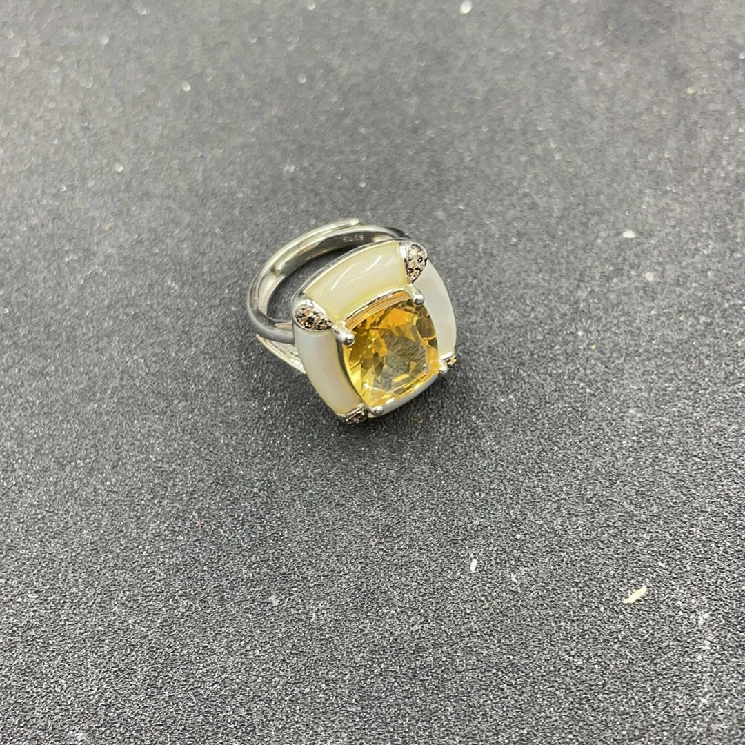 BY0222FXH标240 黄水晶戒指