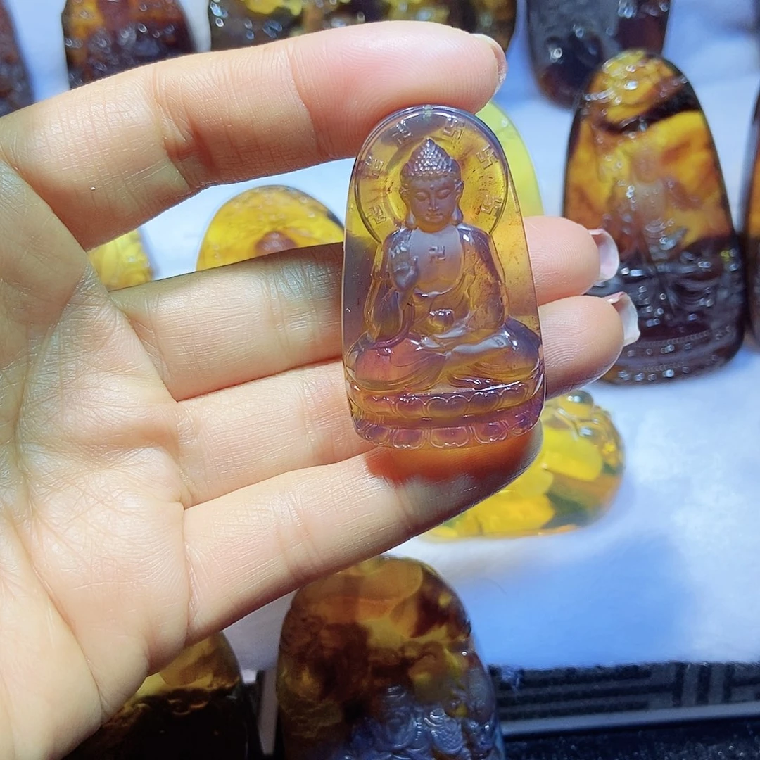 琥珀颈饰未镶嵌药师佛