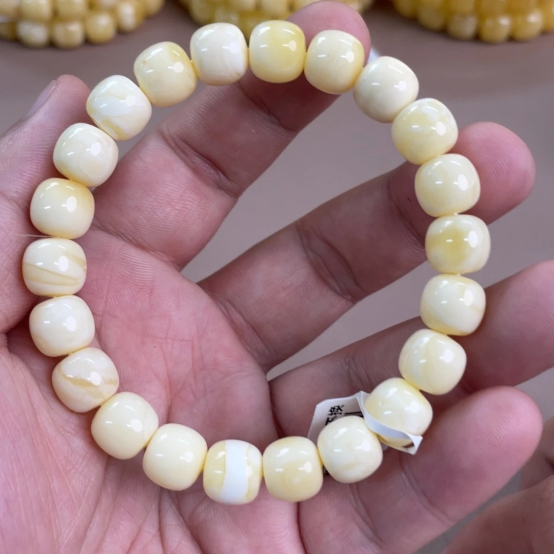 琥珀裸石未镶嵌02200000000