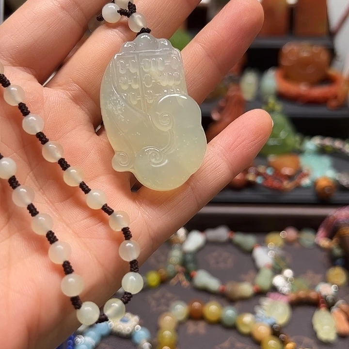 未镶嵌岫玉吊坠，挂件，