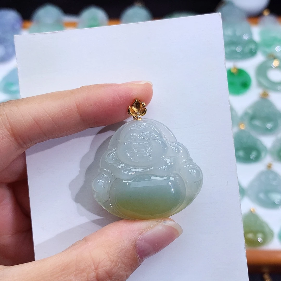 翡翠18K金镶嵌颈饰翡翠吊坠