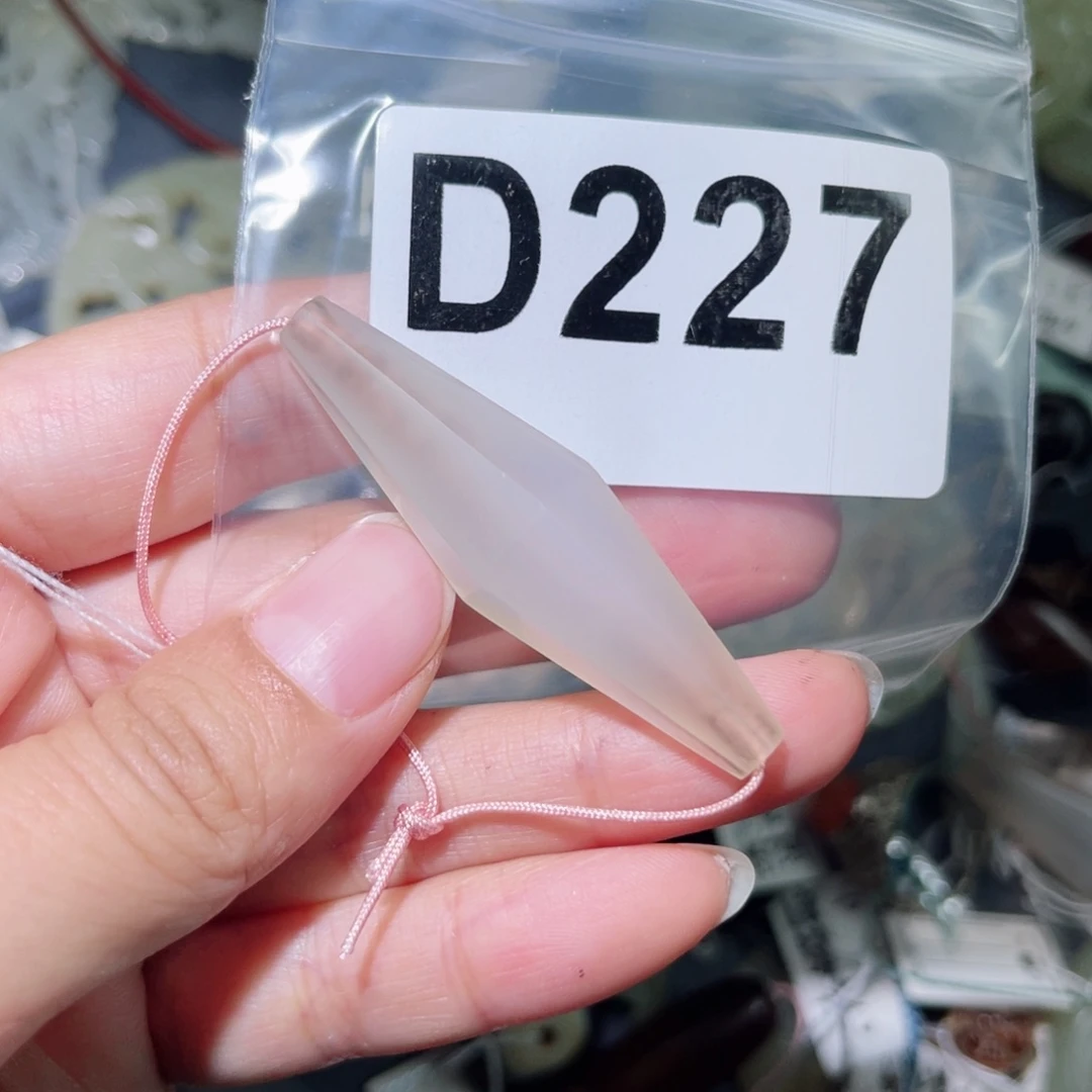 玛瑙/玉髓颈饰合金