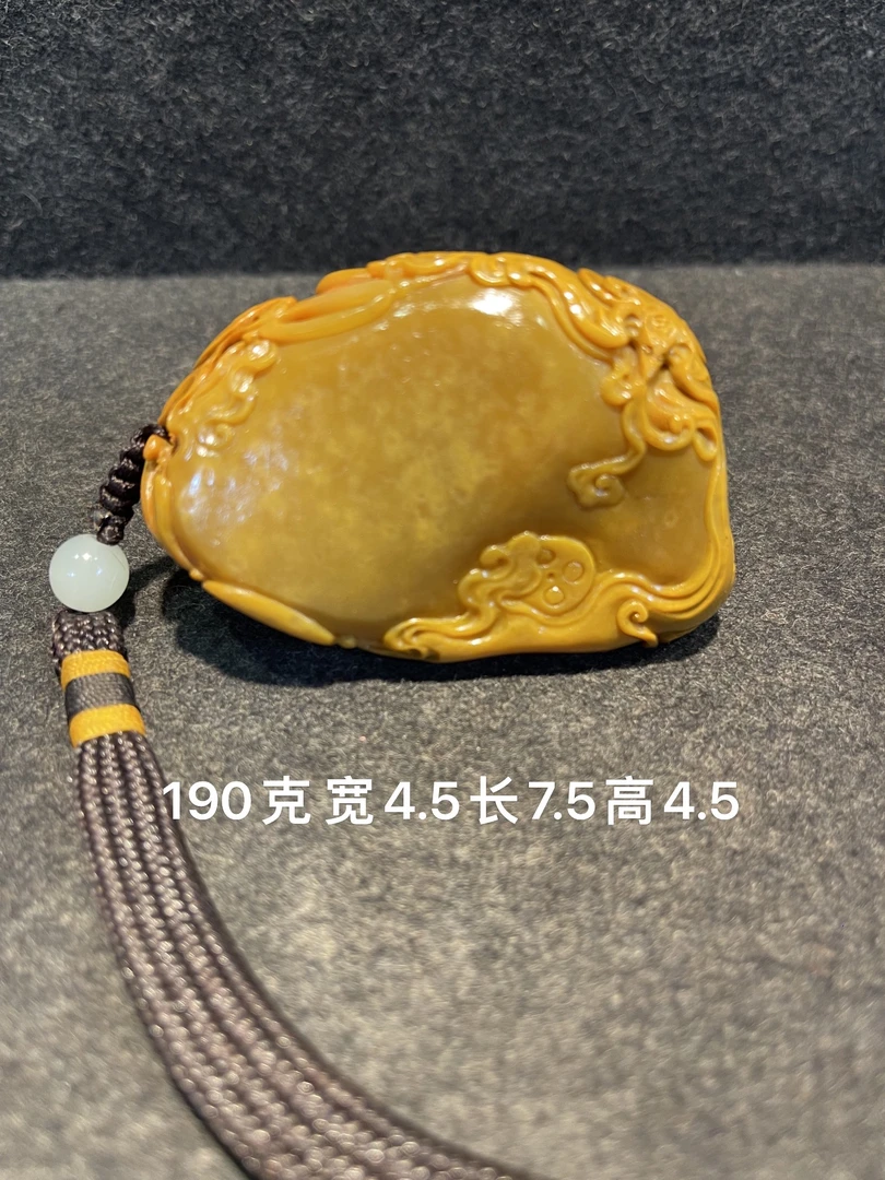 寿山石田黄石 手把件 福在眼前 尺寸宽4.5长7.5高4.5