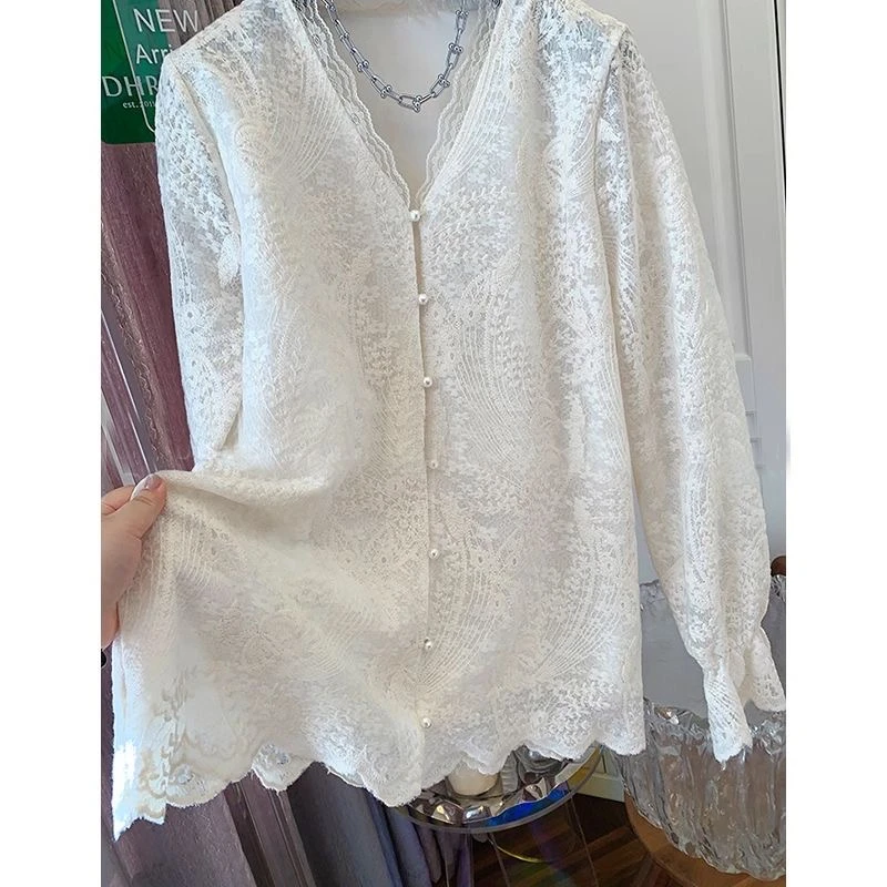 气质V领纯色立领镂空法式长袖蕾丝衫洋气夏季常规拼接蕾丝