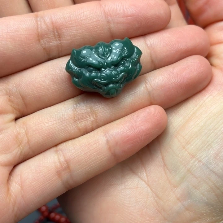 红***盘南红玛瑙未镶嵌珠宝奇石
