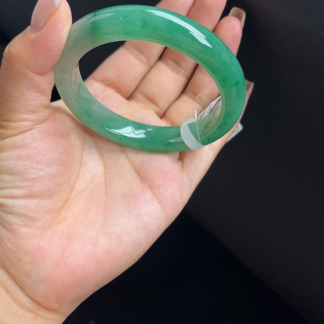 未镶嵌手镯石英质玉非洲翠5758