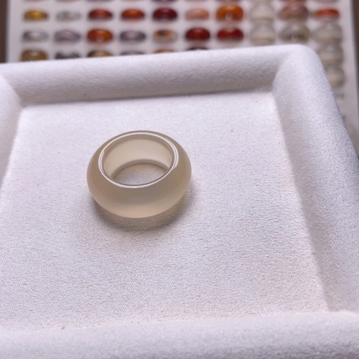 玛瑙/玉髓戒指未镶嵌露