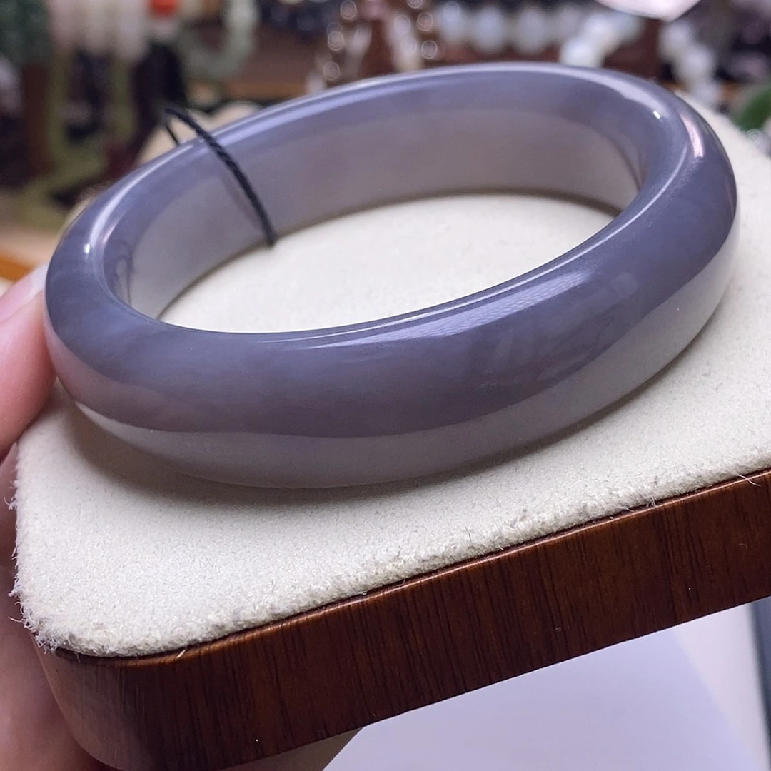 颈饰未镶嵌和田玉毕业级老坑料高冰浓烟紫宽版手镯60.5