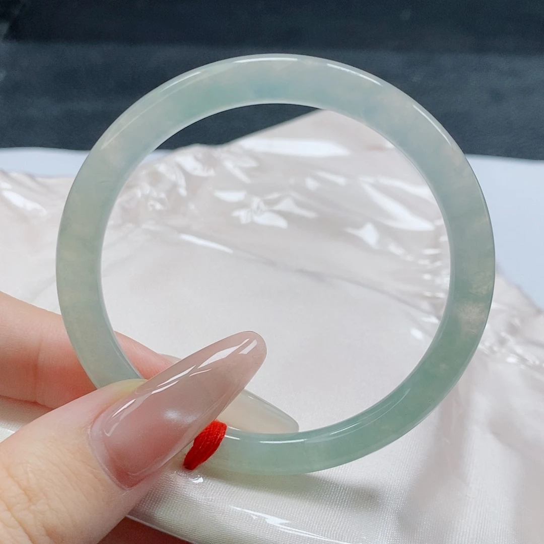 【闪购商品】未镶嵌手镯（圆镯）翡翠402号