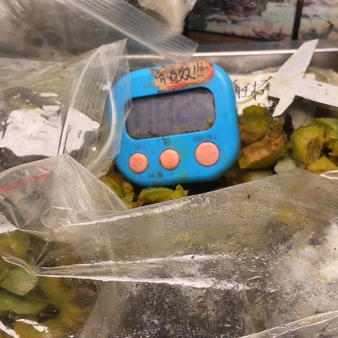 用***8大叶紫檀（黑酸枝木类）