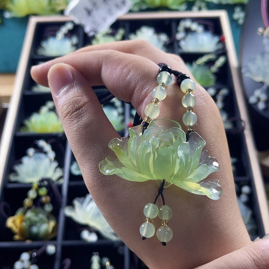 合金蛇纹石玉颈饰