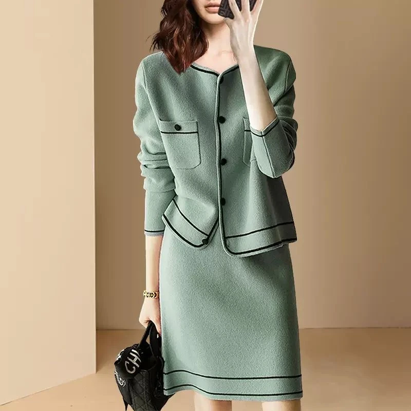 【内蒙古包邮】轻奢高级感小香风洋气减龄针织套装女2025秋季新款法