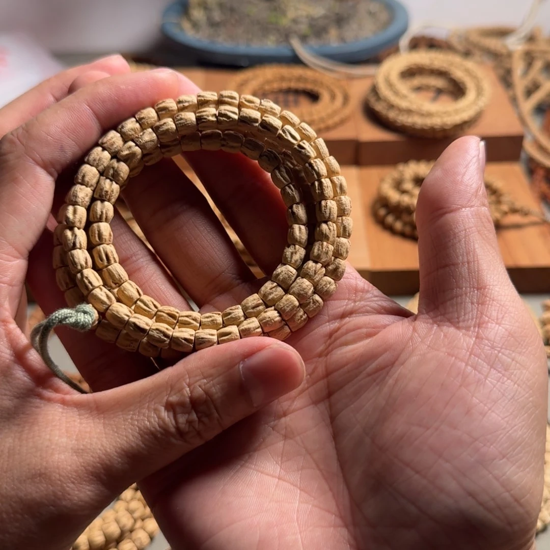 柏香籽/百香籽手串欢*6.6