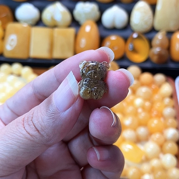 蜜蜡未镶嵌吊坠(不含链)