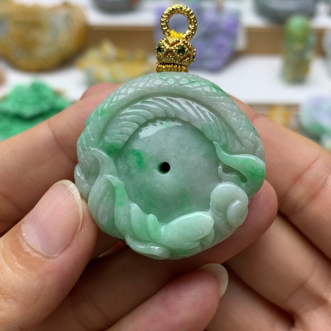 翡翠未镶嵌颈饰翡翠