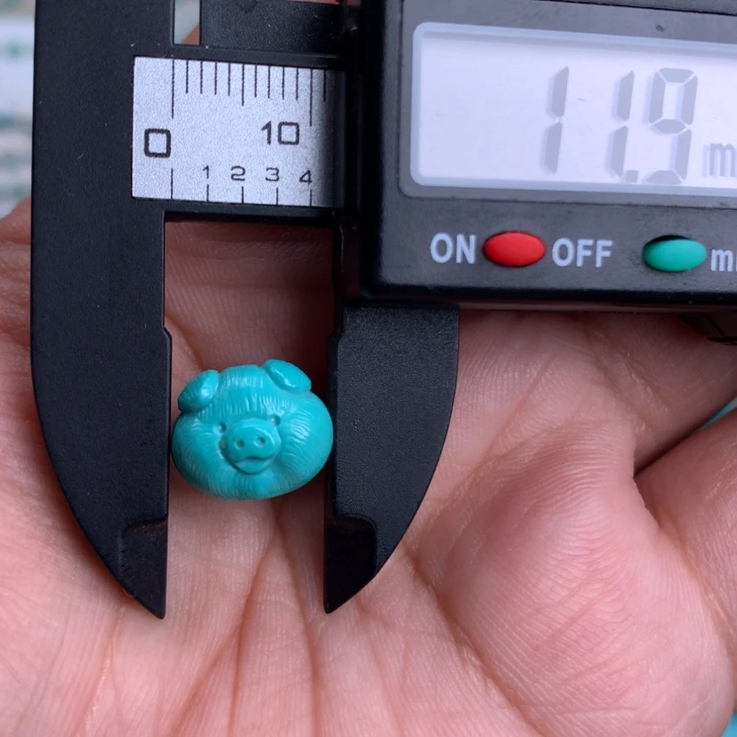 【闪购商品】绿松石未镶嵌雕刻佩*?