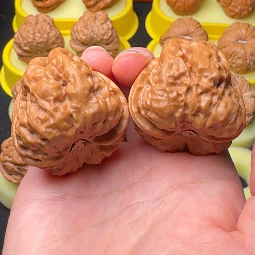 文玩核桃精品蛤蟆38