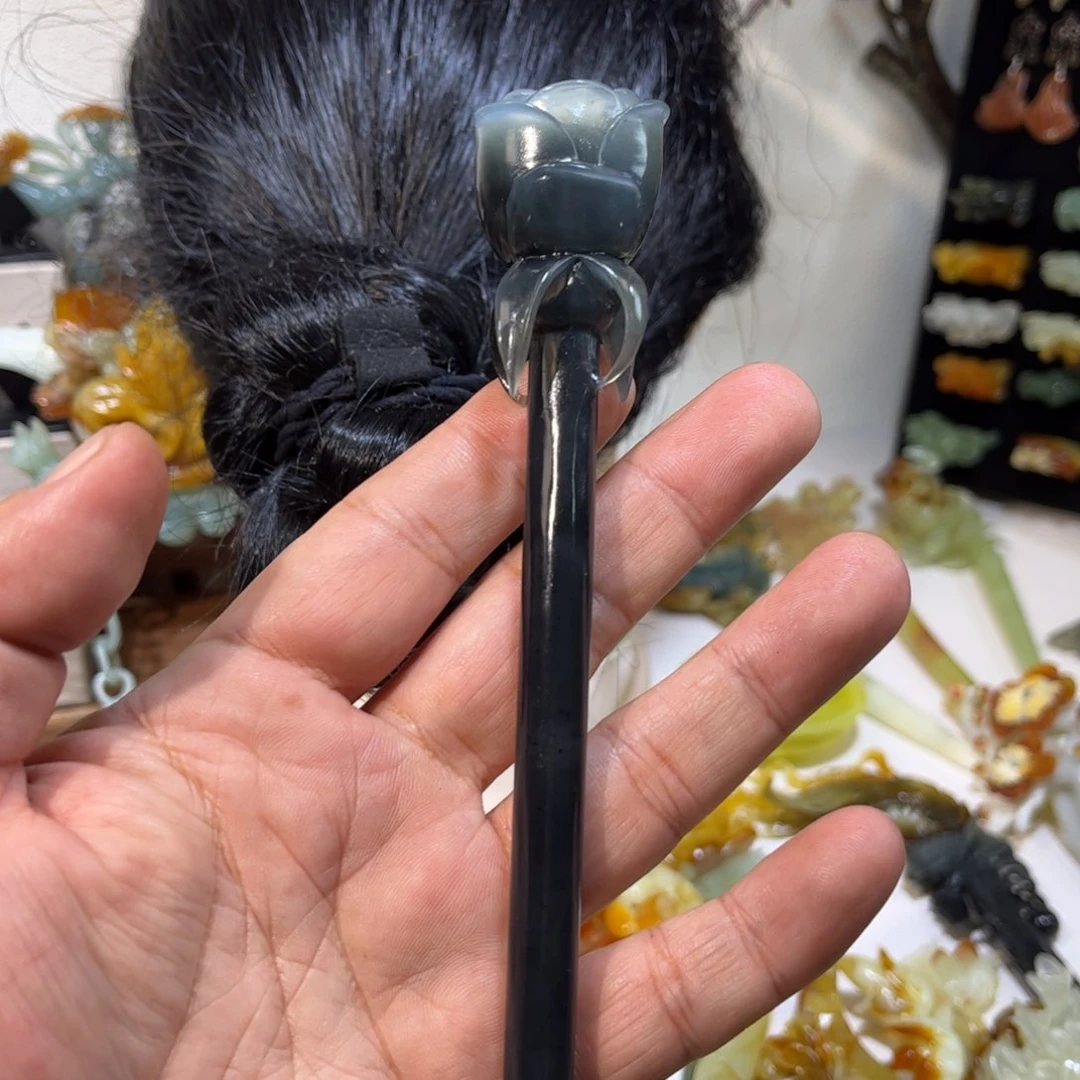 蛇纹石玉发簪合金文****）