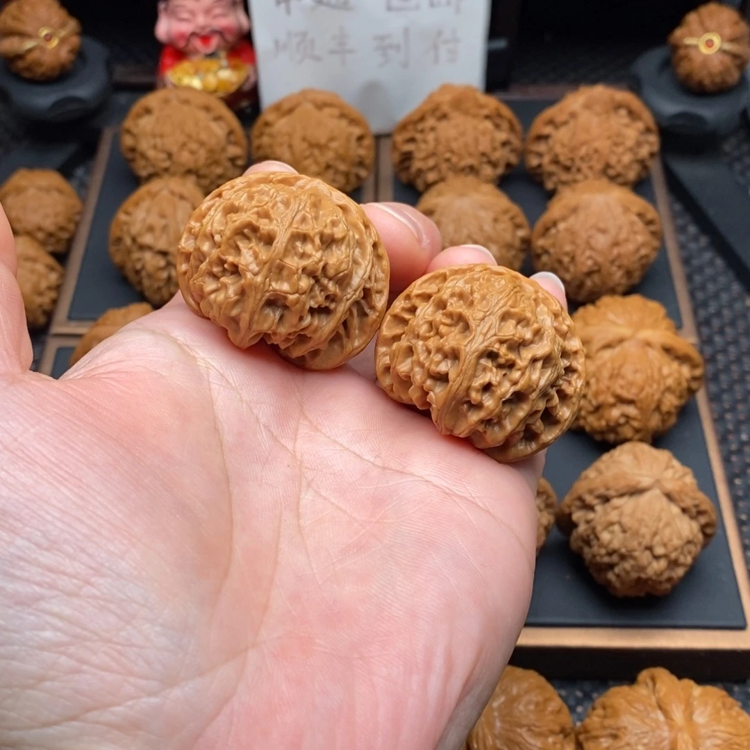 文玩核桃把件39尺苹果园