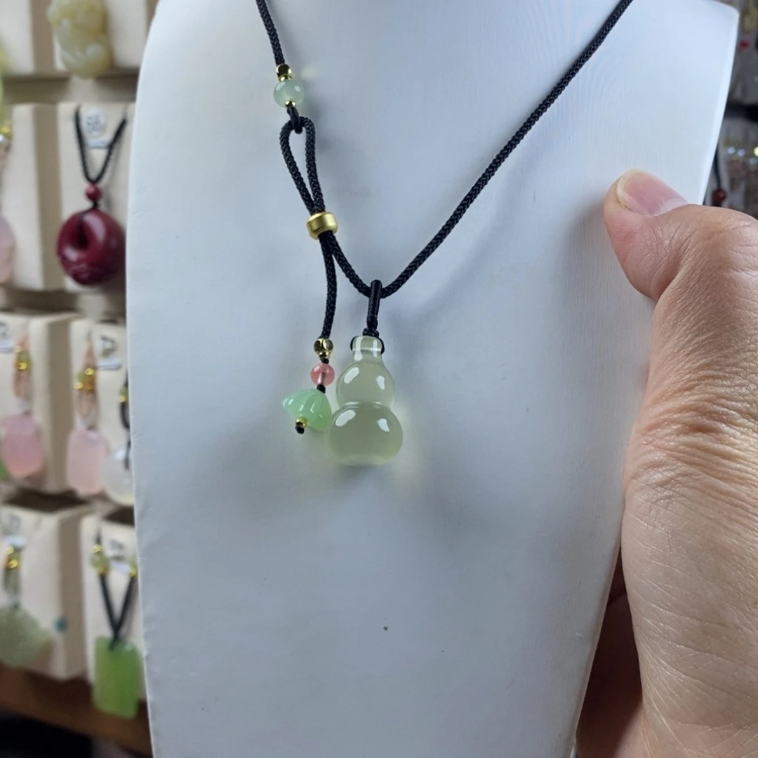 玛瑙/玉髓合金颈饰