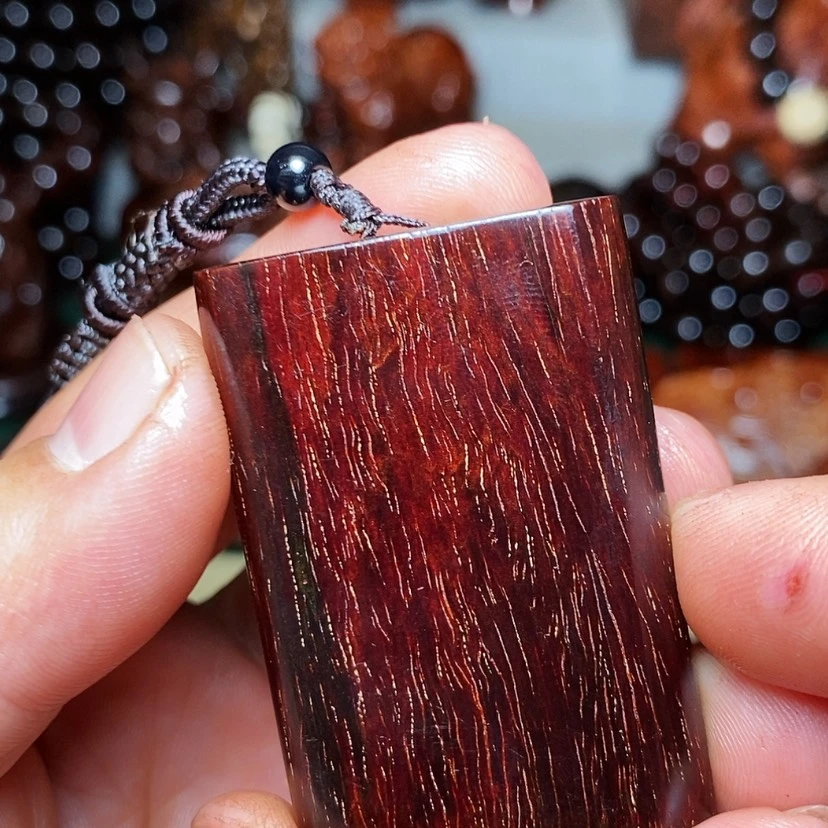 【闪购商品】檀香紫檀（小叶紫檀）