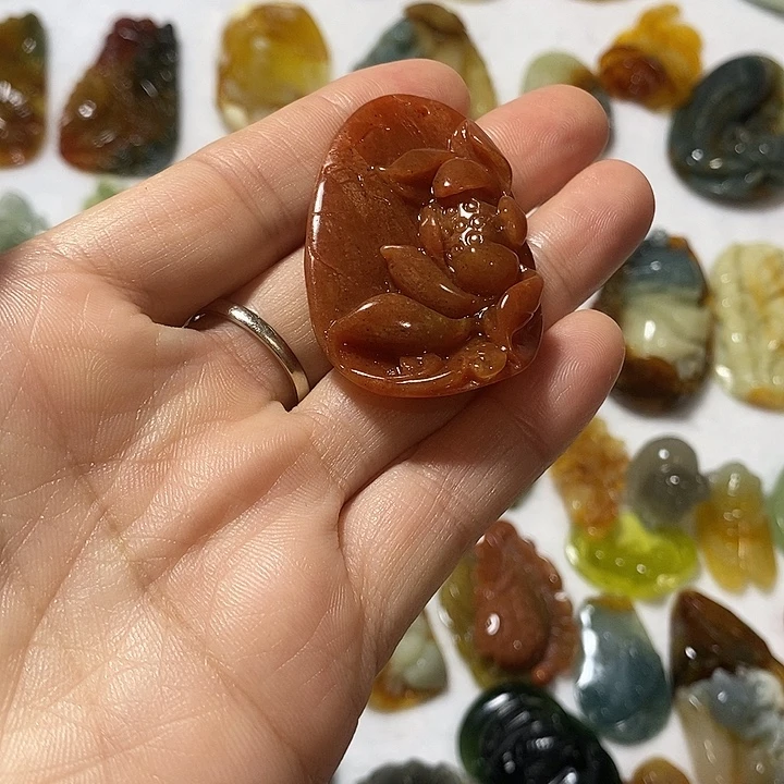 蛇纹石玉合金颈饰