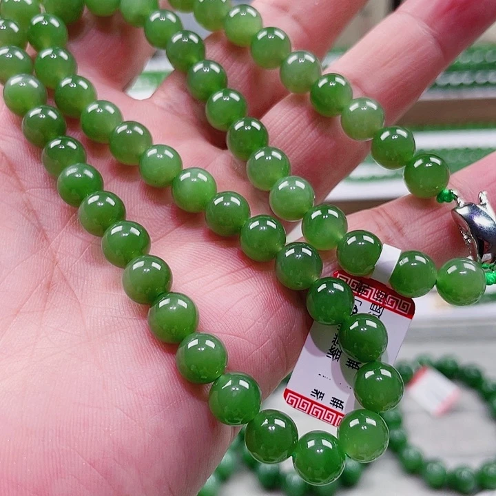 和田玉（碧玉）未镶嵌颈饰