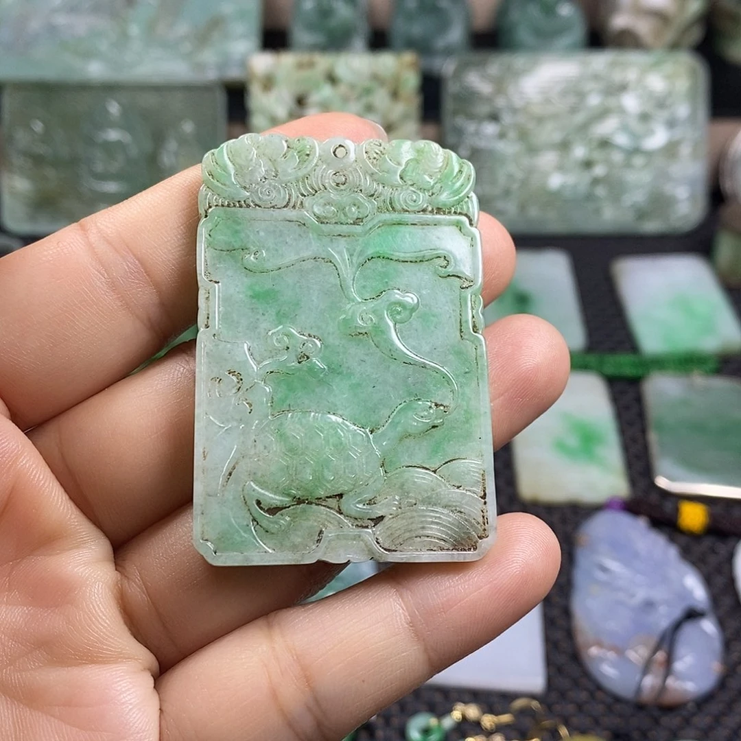 翡翠未镶嵌挂件用****4缅甸天然翡翠牌子