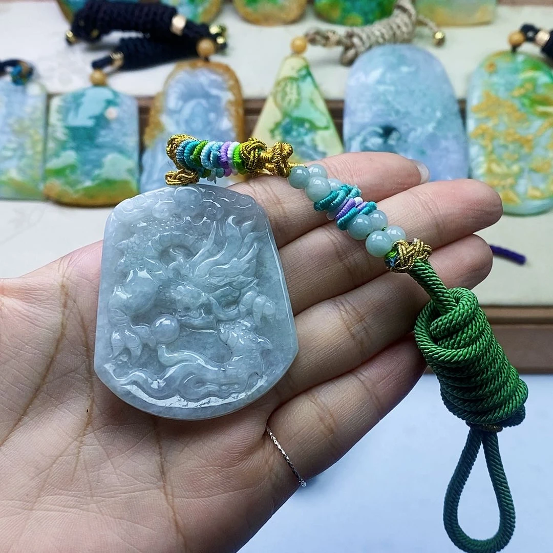 颈饰未镶嵌翡翠翡翠